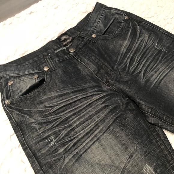 Jeans - Picture 4 of 5